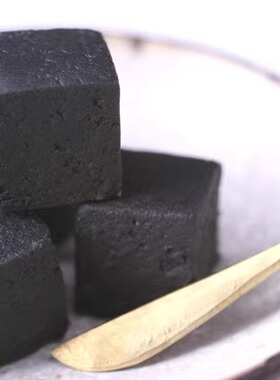 【推荐】日本老铺 GOMAJE 黒ごまキューブ 黑芝麻小方乳 盒装