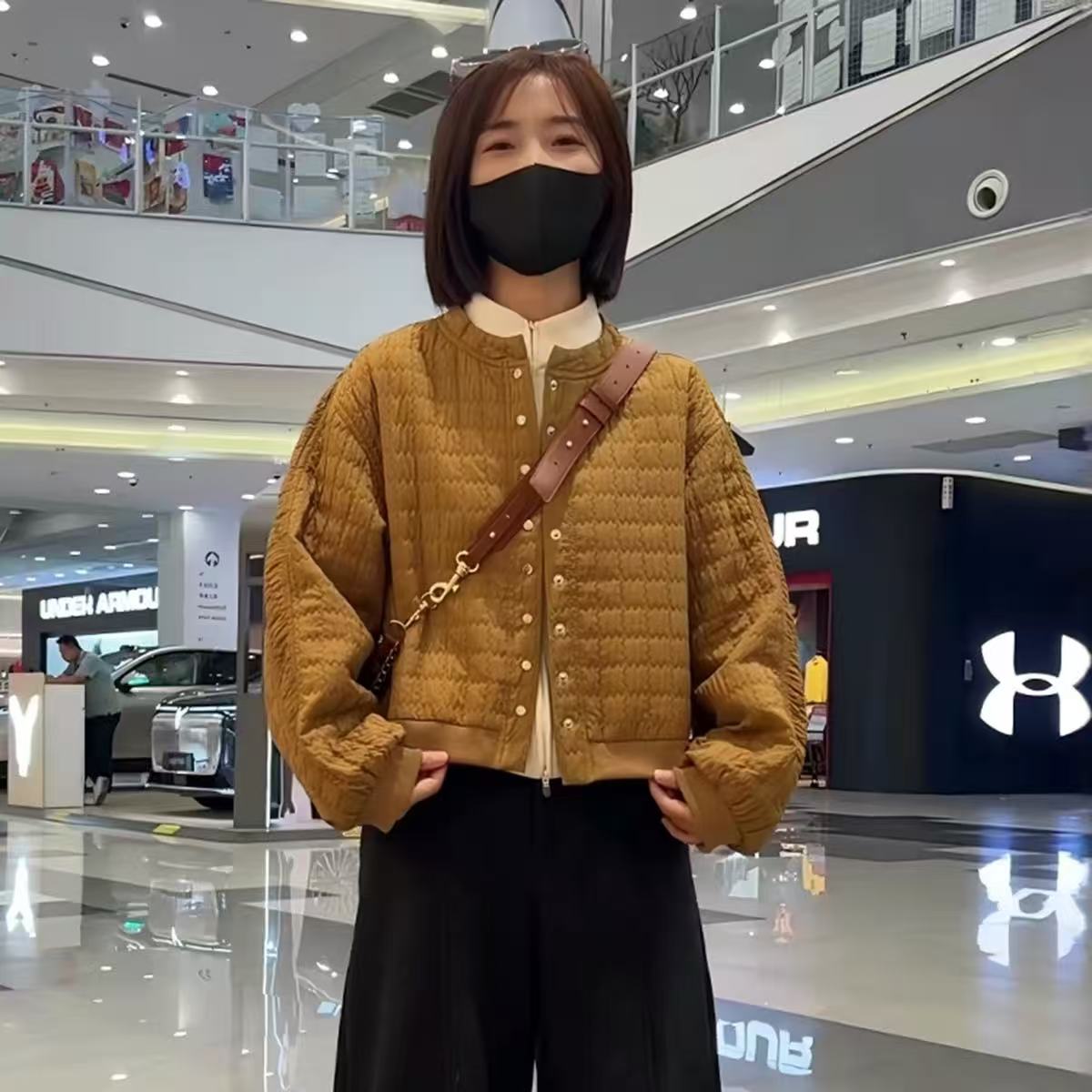 2026秋季新款菱格轻薄棉服女款图片