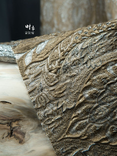 金碧辉煌宫廷风欧式亮丝混纺立体肌理浮雕提花布料外套设计师面料