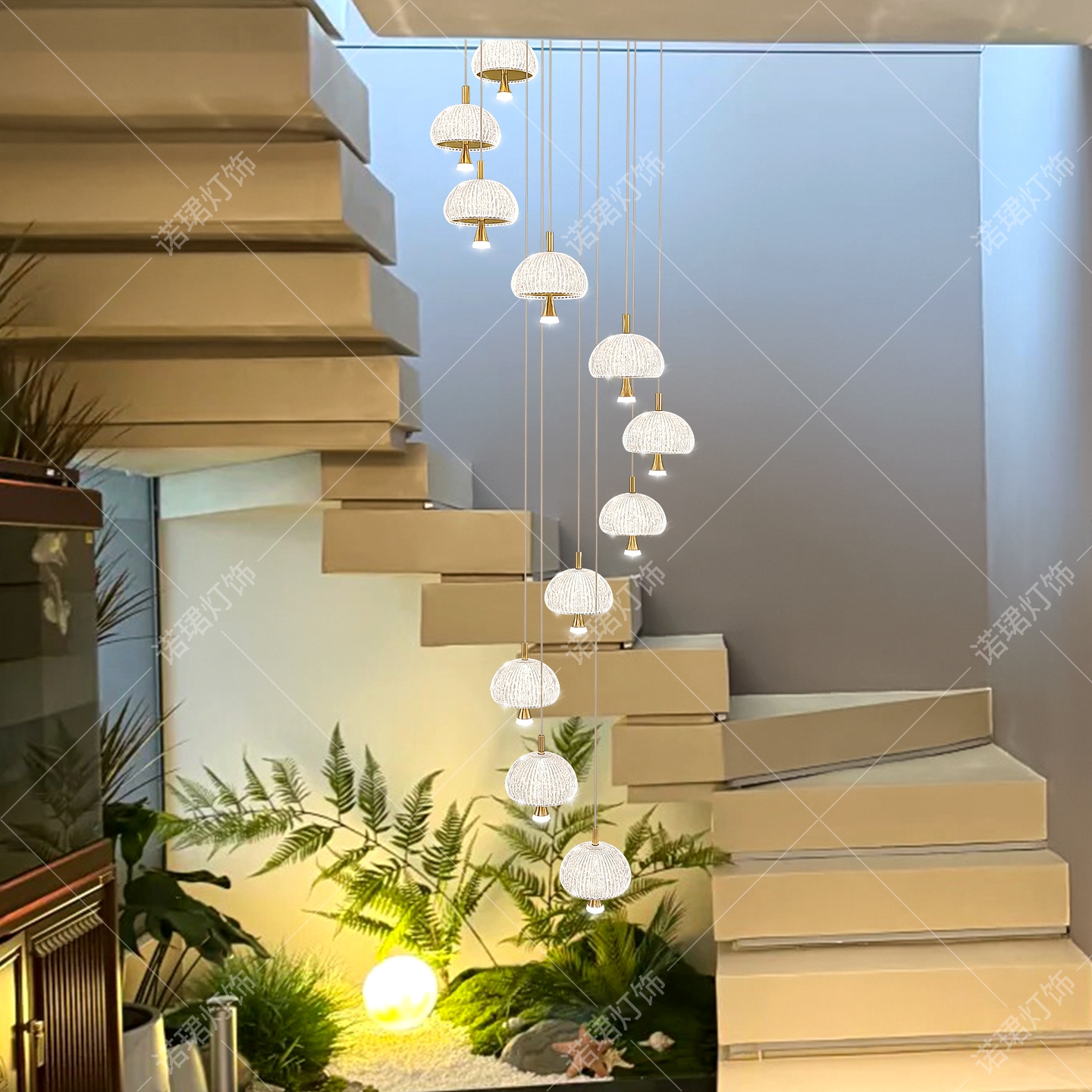 法式loft公寓楼梯旋转吊灯