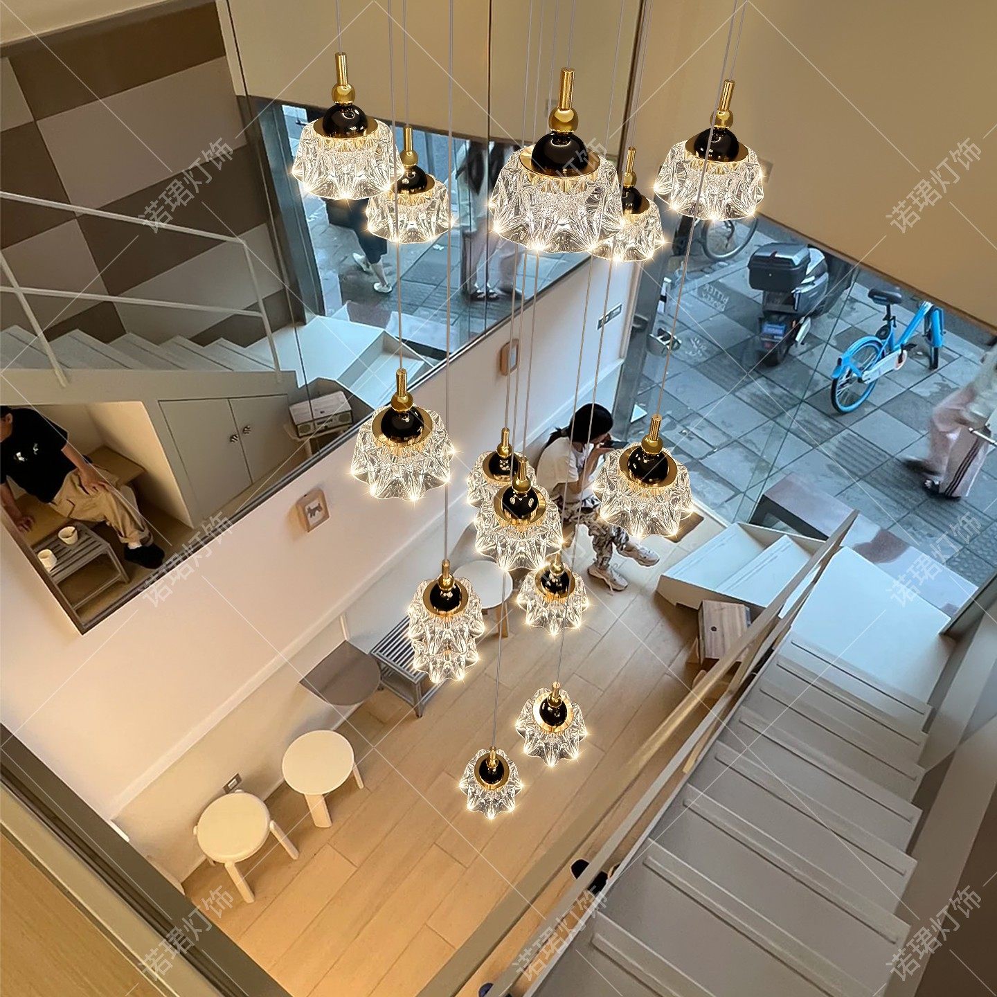 2025年新款loft公寓复式挑空吊灯轻奢别墅高级感楼梯间旋转长吊灯,家装灯饰光源,LOFT/复式住宅/楼梯吊灯,淘宝优惠券,粉丝福利购,淘宝优惠卷