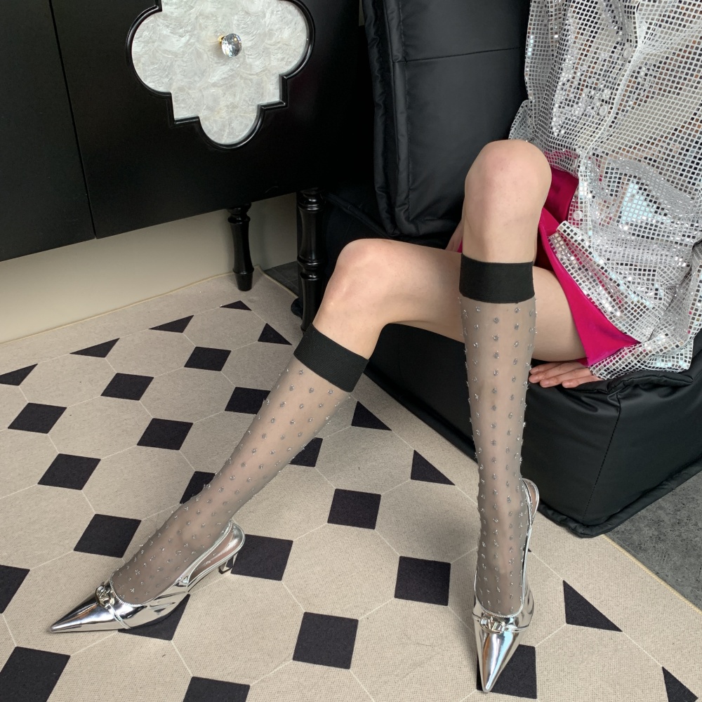 终有新故事~春夏秀场风轻奢亮丝波点中筒袜设计感微透及膝小腿袜