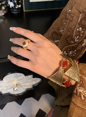 暗夜鎏金~轻奢中古款高级红宝石开口手镯叠戴虎眼石镶钻宽版戒指