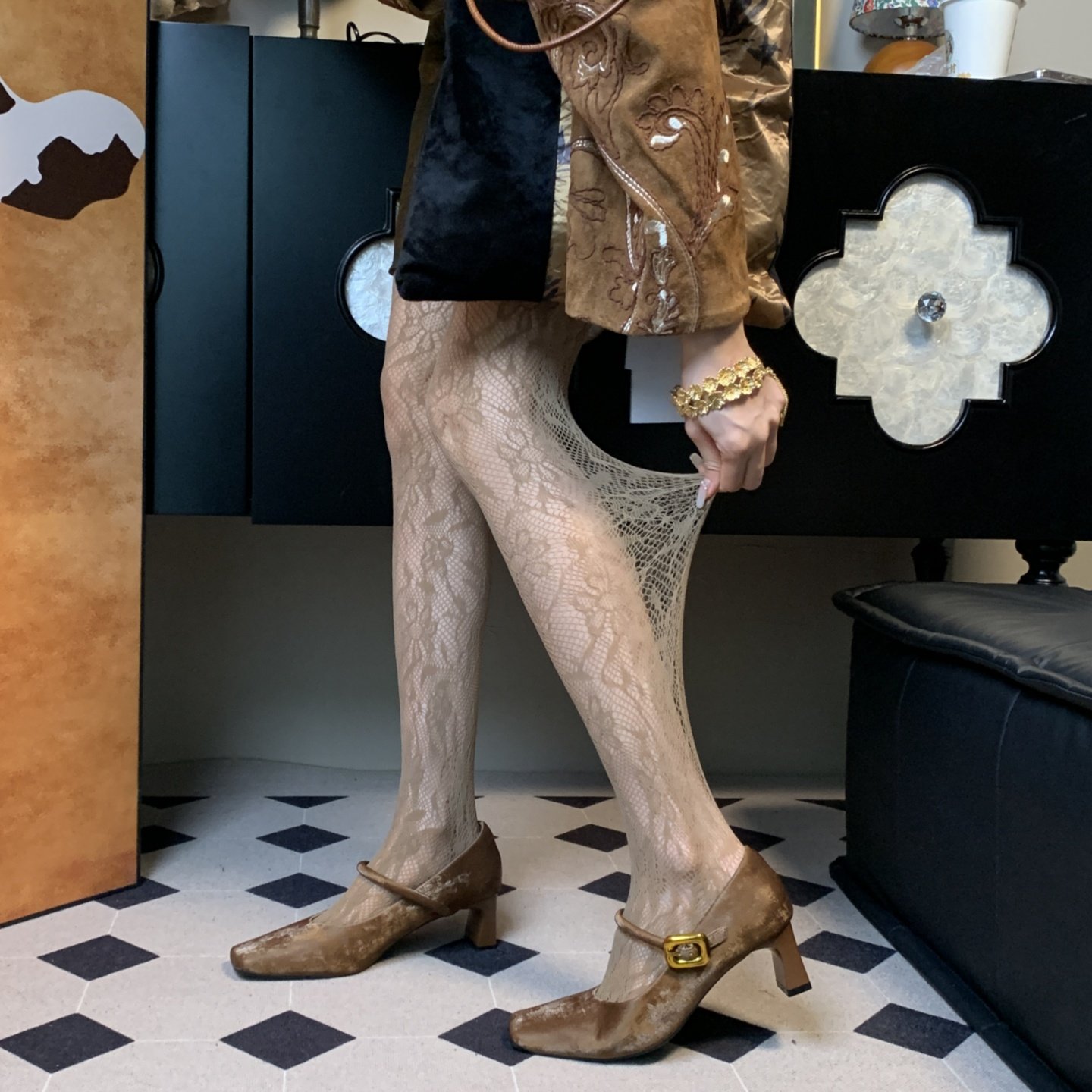 优雅不张扬的日常哲学2026春季复古风蕾丝花卉纹理棕咖色网袜,女士内衣/男士内衣/家居服,连裤袜/打底袜,淘宝优惠券,粉丝福利购,淘宝优惠卷