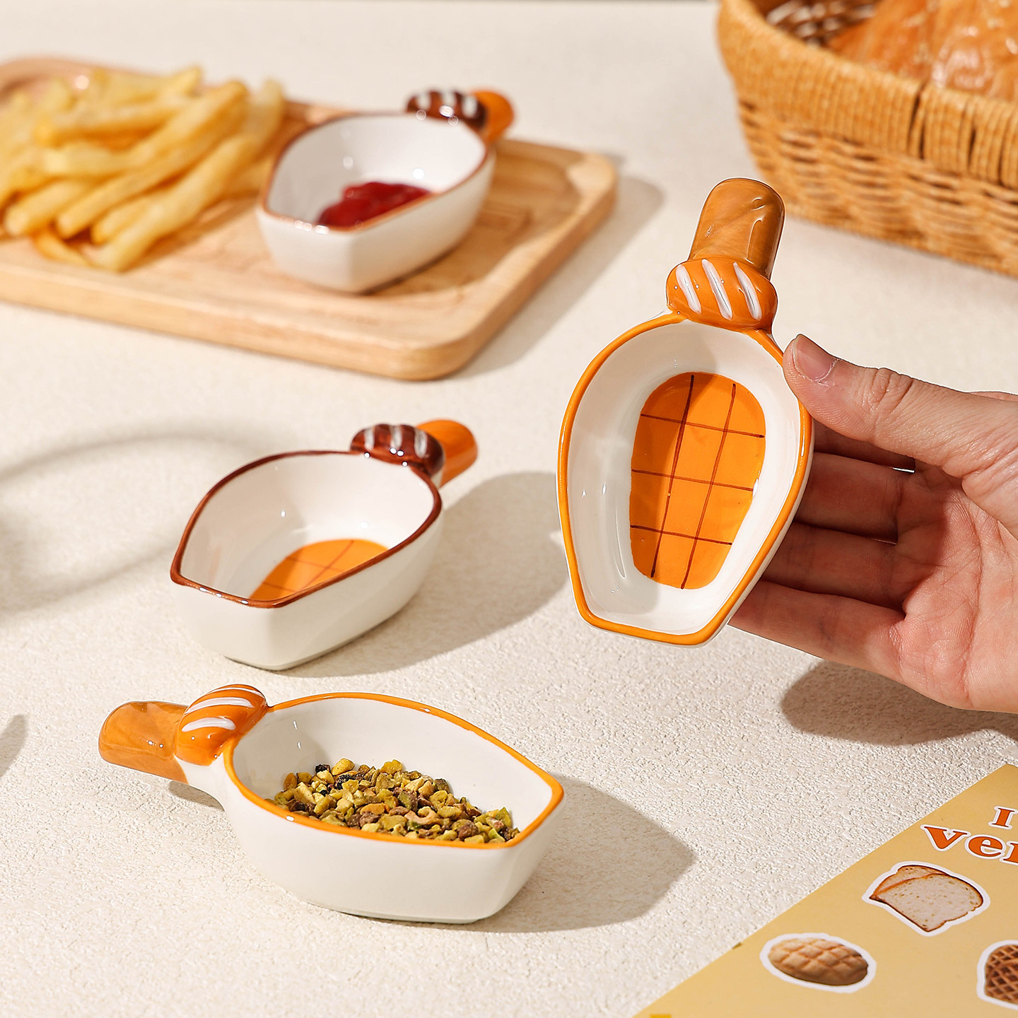 cookzone可爱法棍陶瓷带柄小碟子图片