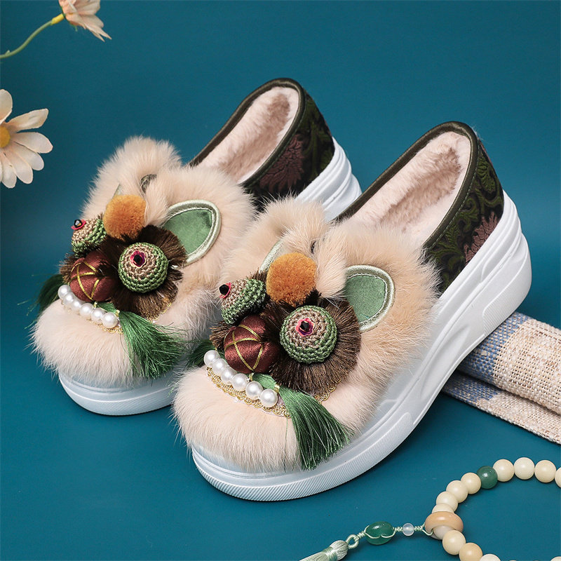 冬季中式国风手工虎头棉鞋厚底保暖汉服布鞋古风加绒增高绣花鞋女