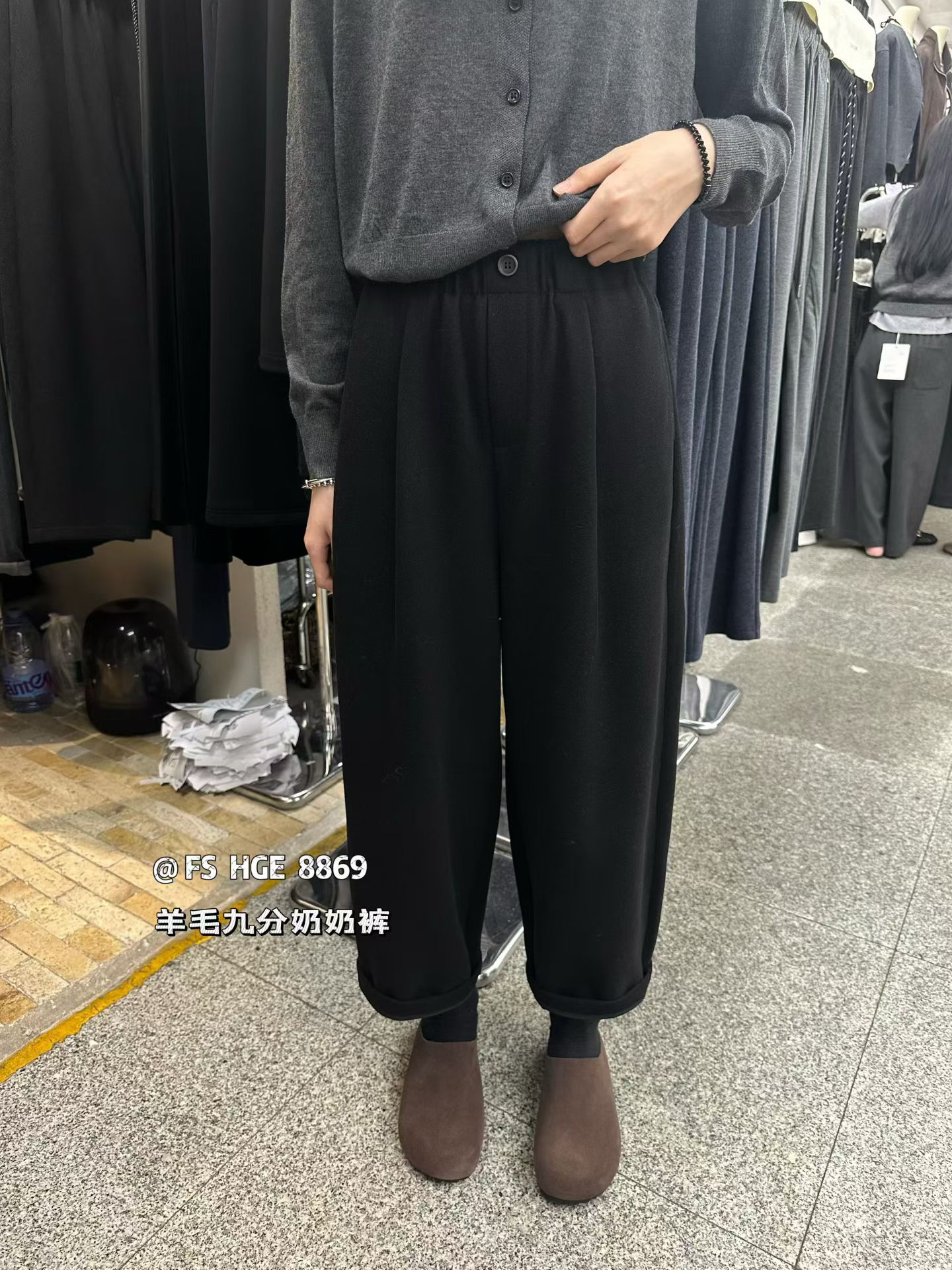 HGR红果儿驼绒奶奶裤松紧腰时尚百搭2025冬新款女休闲阔腿裤8869