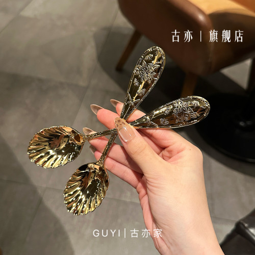 法式轻奢复古蝴蝶浮雕贝壳勺