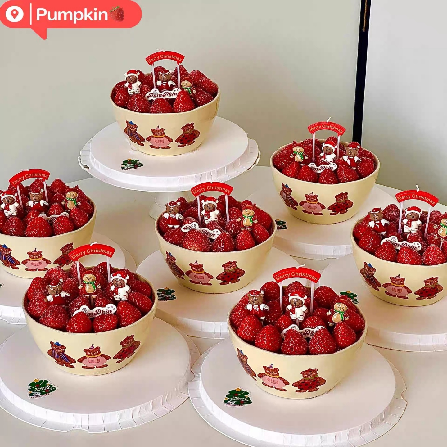 2026网红圣诞节可爱摩登三只熊陶瓷碗蛋糕装饰烘焙草莓碗甜品装扮