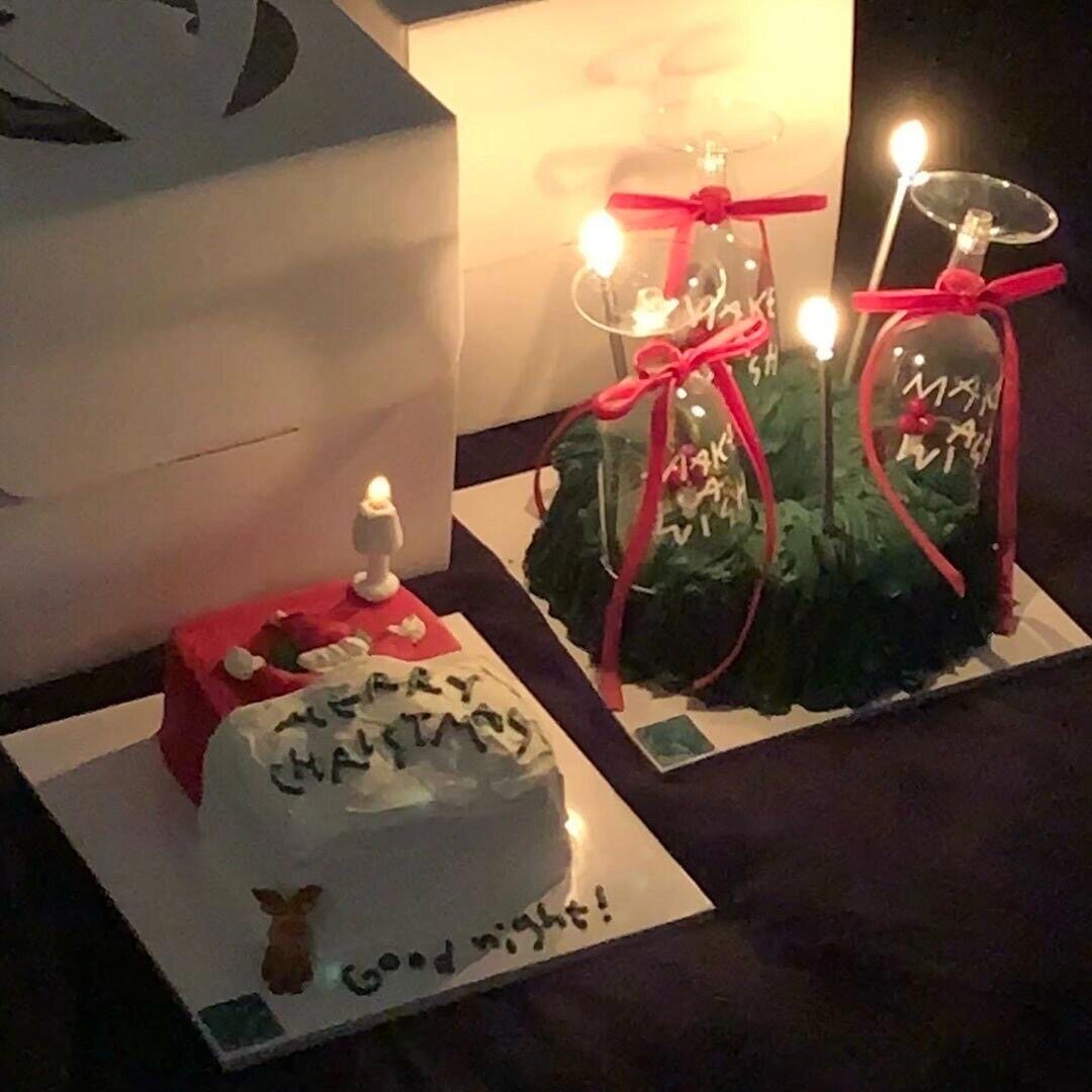 2024圣诞节新年碰杯红酒杯干杯