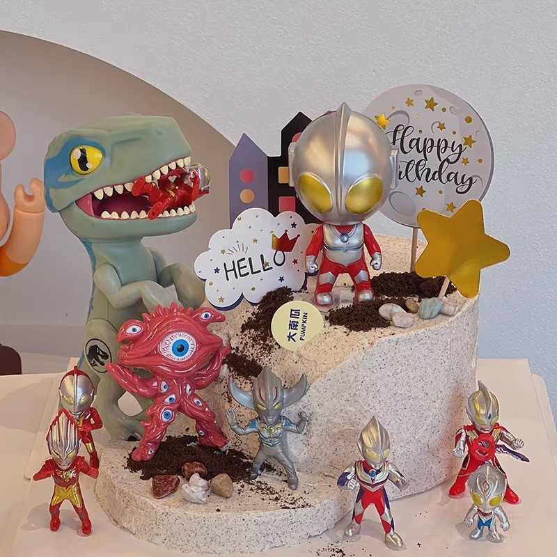 儿童生日声光恐龙打超人蛋糕装饰迪迦塞罗奥特曼烘焙甜品装扮摆件