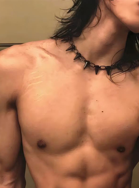 铆钉项链颈链体育生性感项圈男 ins欧美男生潮暗黑帅气项链锁骨链