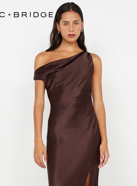 BECBRIDGE SOL 斜肩不对称优雅修身长款开衩连衣裙 BM-12720