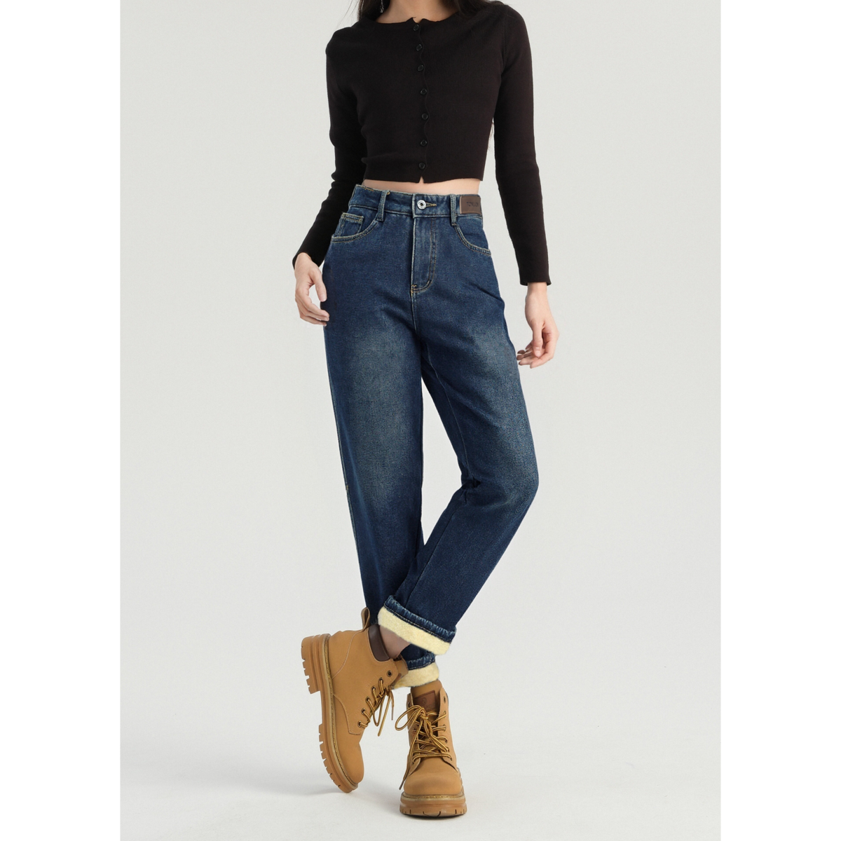 唐狮冬季女加绒加厚小脚哈伦牛仔裤高腰锥形裤通勤简约显瘦TD