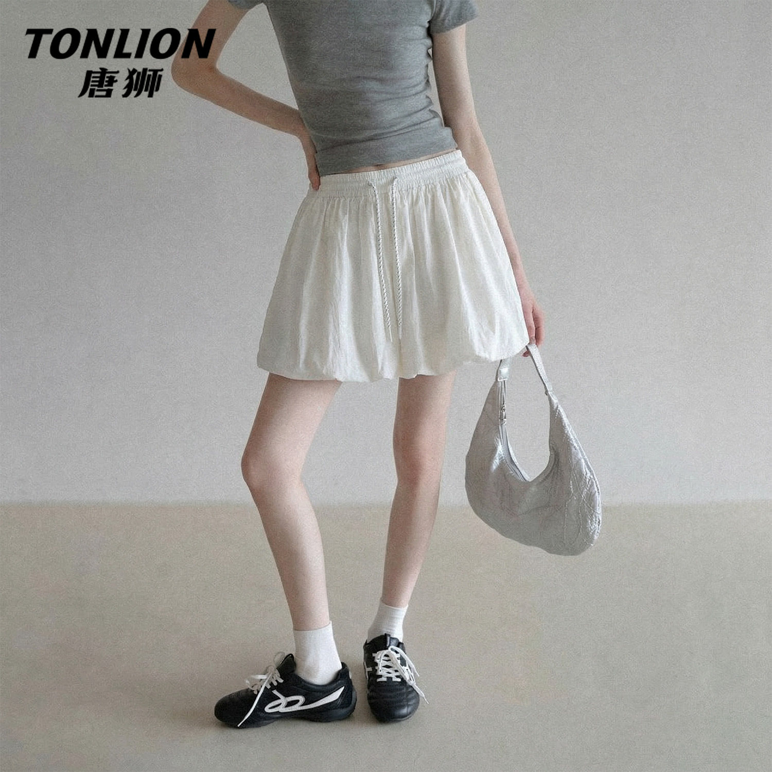 唐狮官方白色花苞短裙女2025新款夏季小个子高腰显瘦蛋糕半身裙V