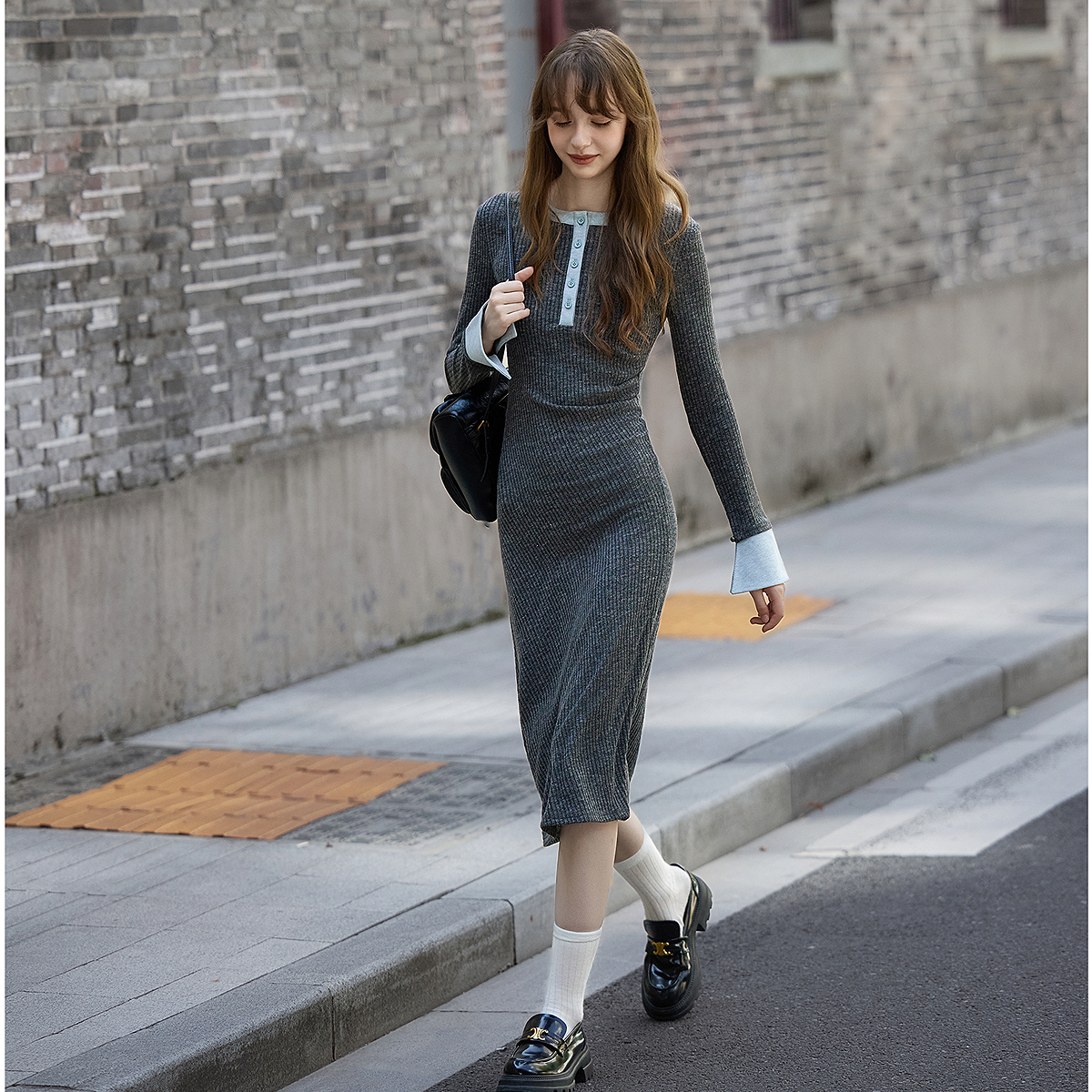 唐狮秋冬长袖连衣裙长款女法式名