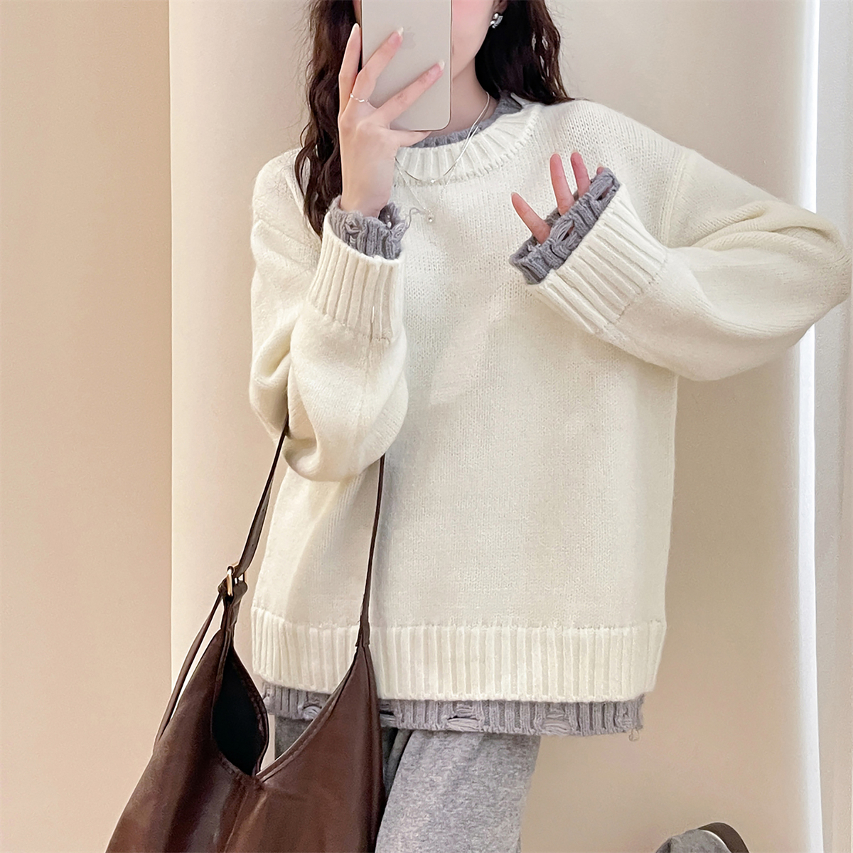 唐狮秋冬简约风假两件设计圆领套