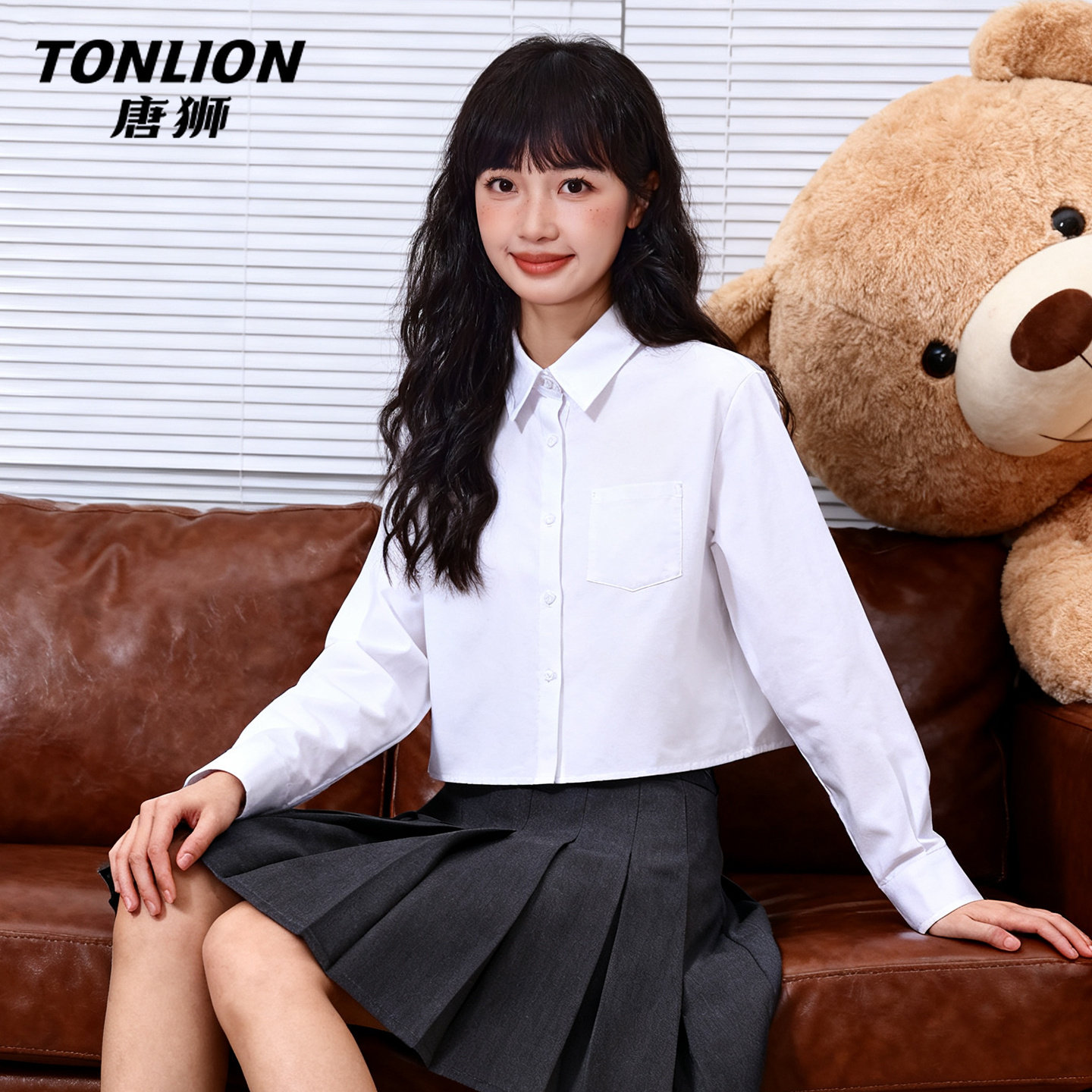 唐狮短款长袖衬衫女2026新款春秋款小个子时尚洋气短款翻领上衣V