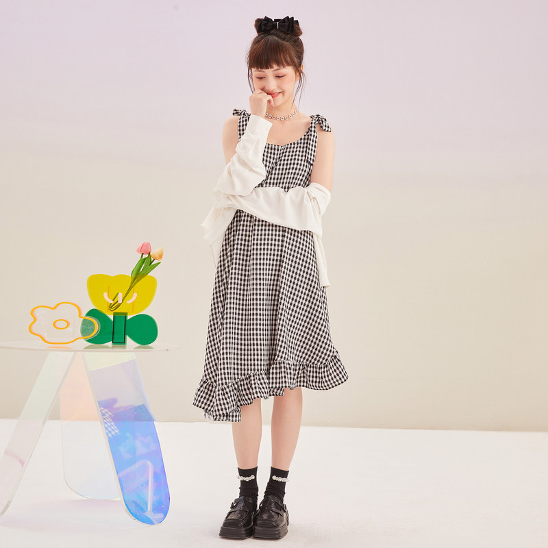 唐狮夏度假风吊带连衣裙女甜美小个子裙子女夏季长款法式公主裙