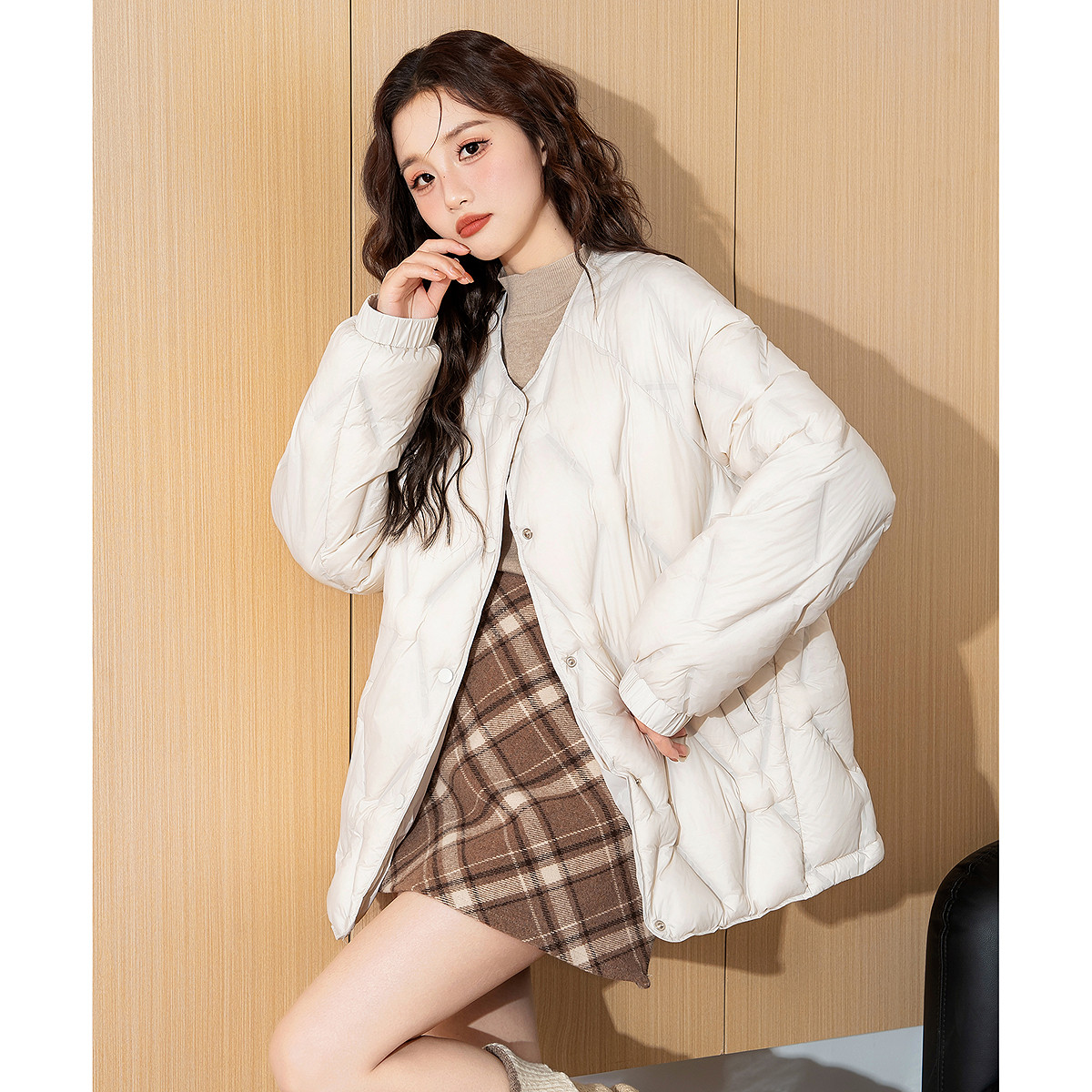 唐狮冬季新款女羽绒服保暖净色休闲设计感羽绒外套潮流小众w5tu