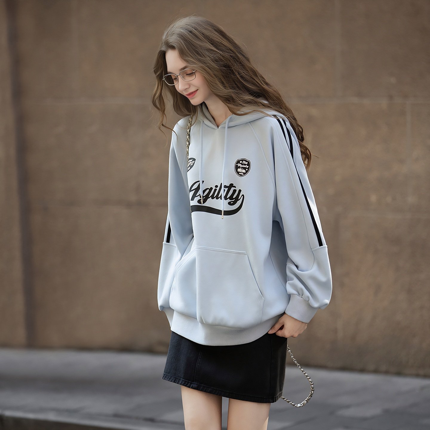 唐狮秋连帽卫衣运动风高级感女字母印花气质韩系早秋女装好看tuTA