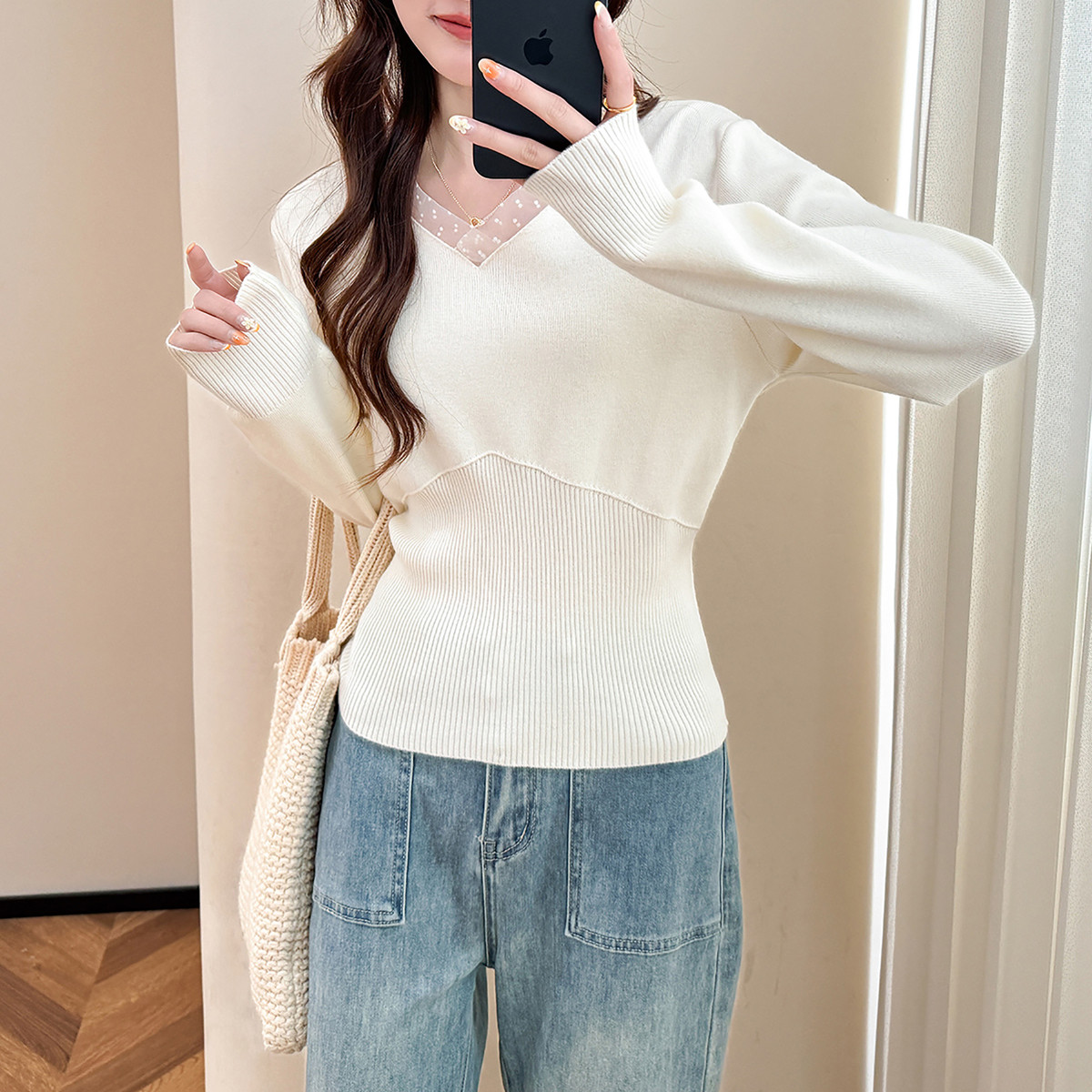 唐狮秋冬季毛衣女名媛风领口网纱设计V领套头收腰气质高级感TM