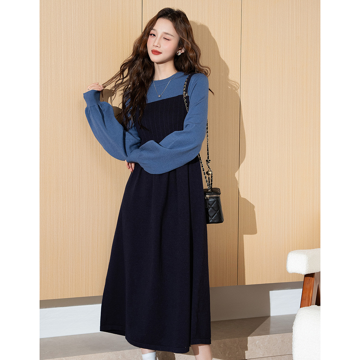 唐狮秋冬季女长袖连衣裙圆领背心