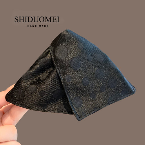 波点抓夹女2025年新款盘发鲨鱼夹