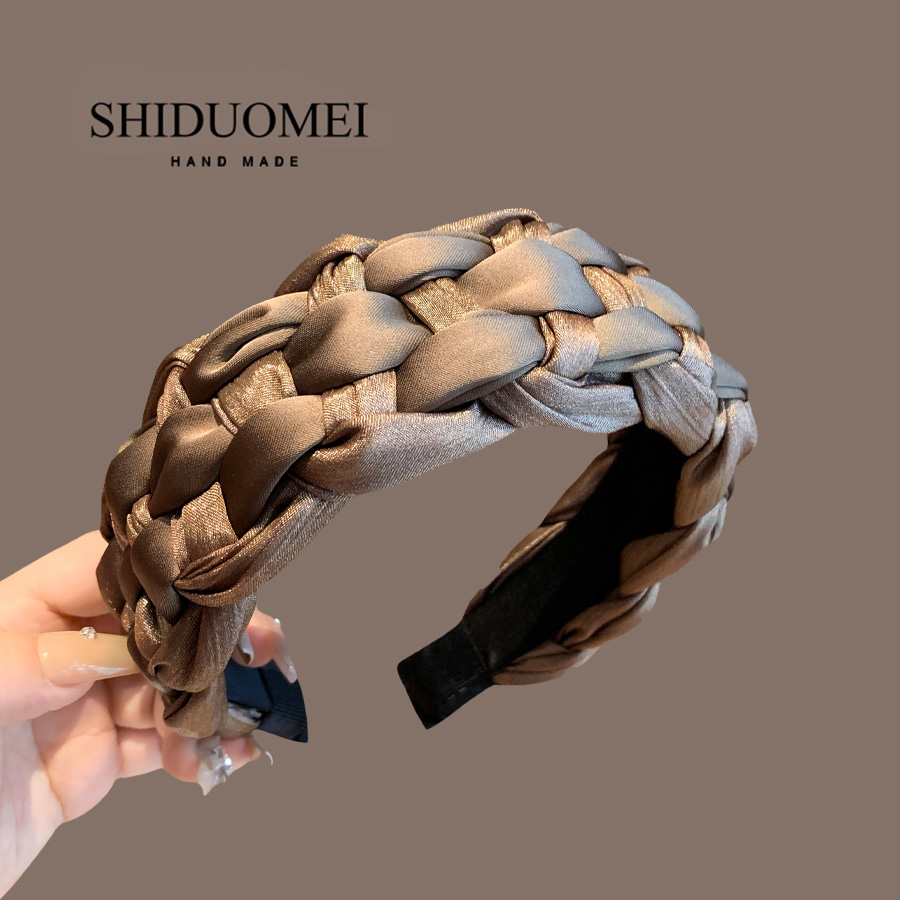 高级感奶咖色布艺编织麻花辫头箍2025年新款增高炉顶发箍发卡百搭
