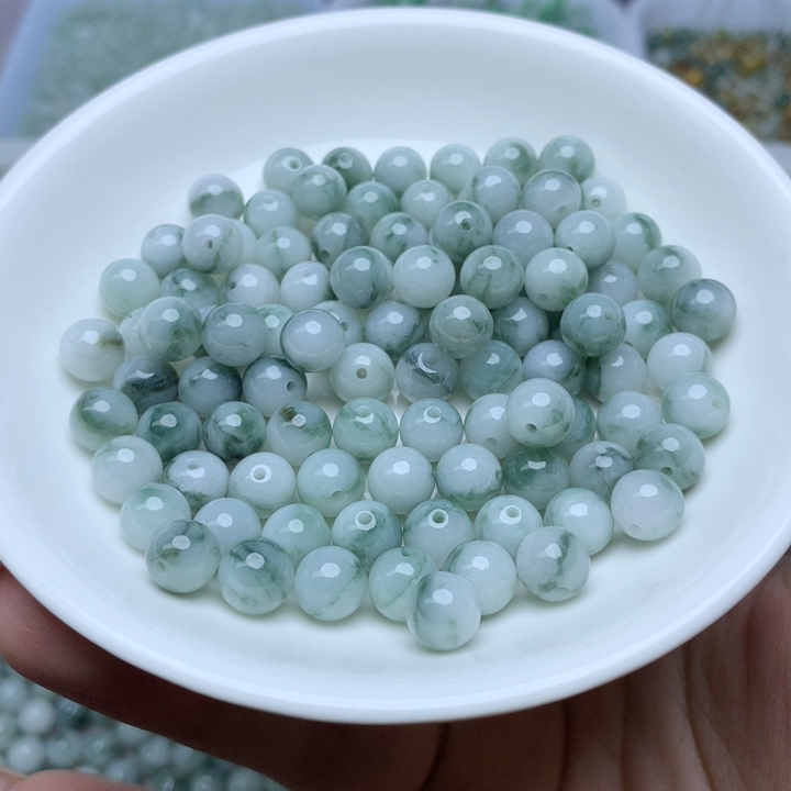 翡翠A货卡7.5mm25颗（够单圈手串）