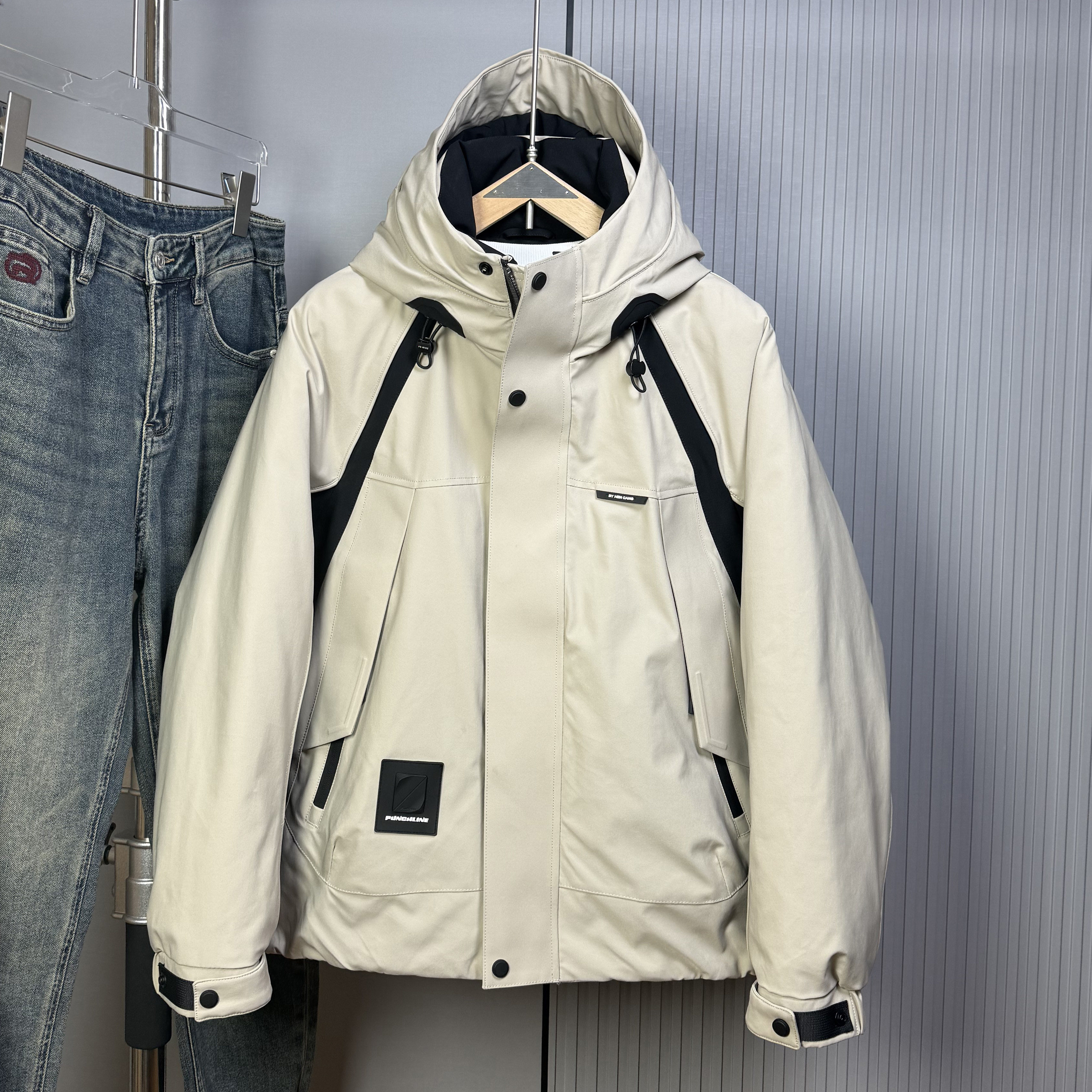 2025男新款连帽拼色羽绒服韩版时尚潮流休闲百搭青年保暖工装外套