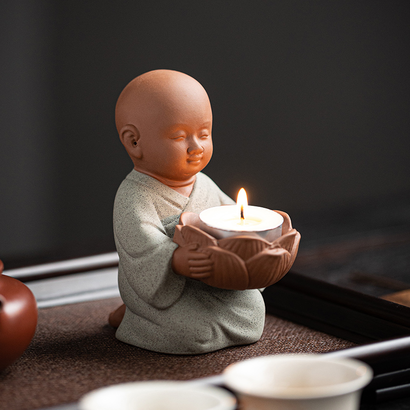 陶瓷中式复古小沙弥童子香薰烛台座禅意家用室内创意佛像桌面摆件
