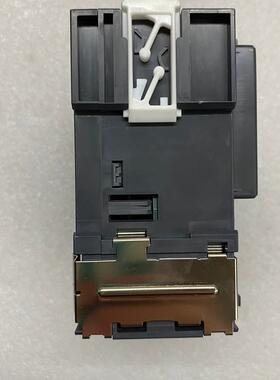 《议价》可编程控制器型号LD75P2-CM实物图拍摄成色如