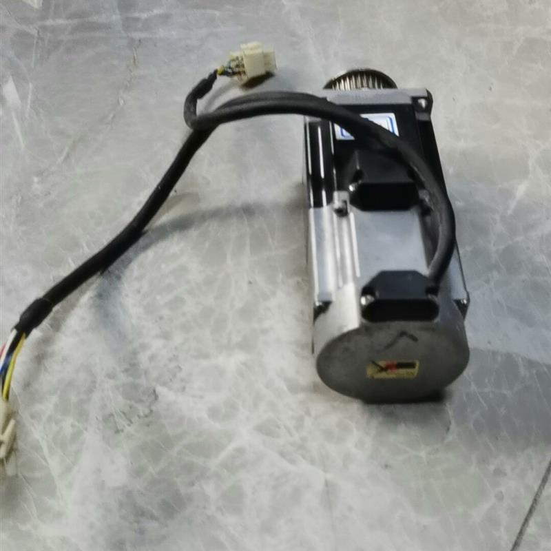 《议价》csmt-04BB1ABT3 马达ST100nIC柜马达