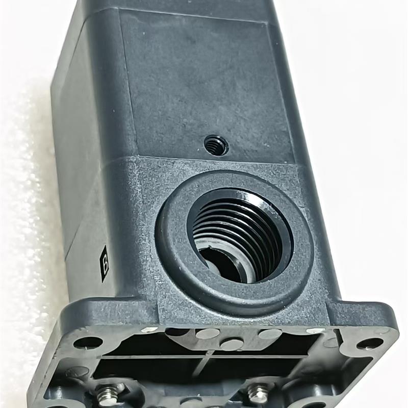 《议价》日本原装进口正品  液体用气控阀  药液阀  LVA2