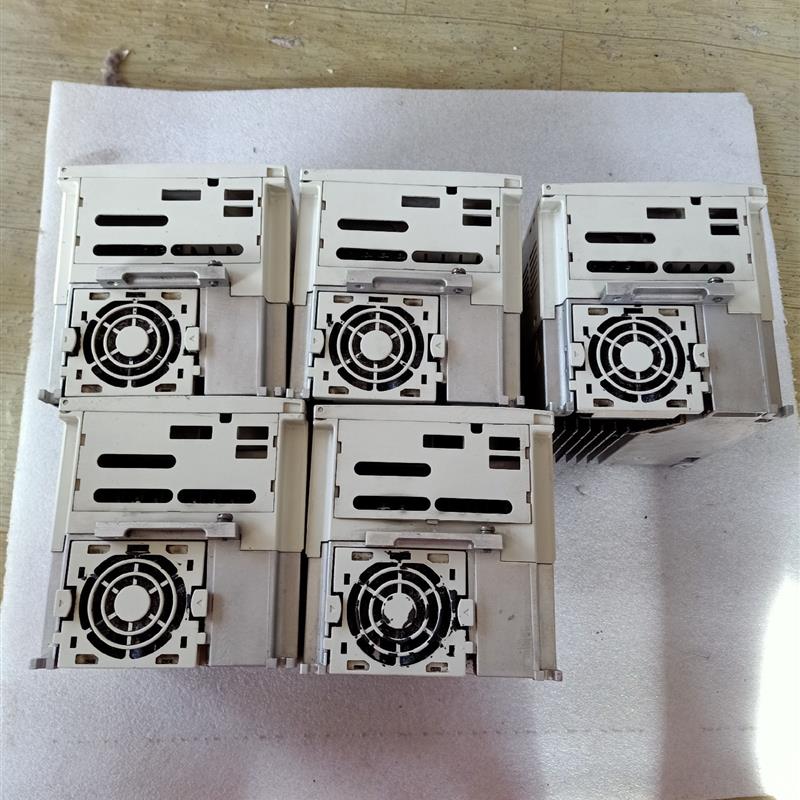 《议价》东芝变频器VFS11-4037PL-WN  4KW 380V