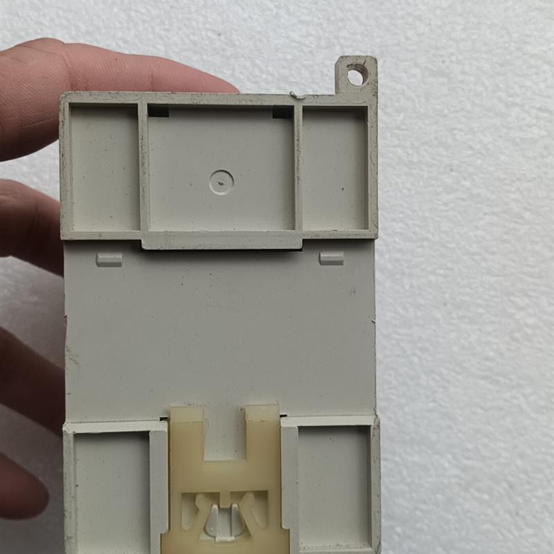 《议价》/拆机PLC XC-E6TC-P 通电测试功