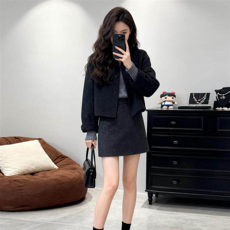 2025新款黑色连衣裙子女秋冬季小个子韩系一整套深冬穿搭短裙套装