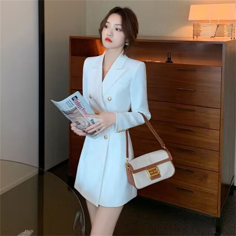 2025新款冬季女装西服双排扣白色设计感修身显瘦气质连衣裙