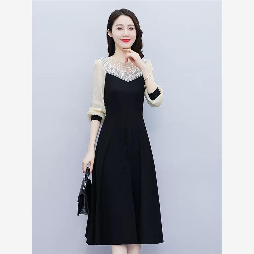 洋气长袖连衣裙2025新款秋季女高级感早秋夏微胖中年妈妈高端裙子
