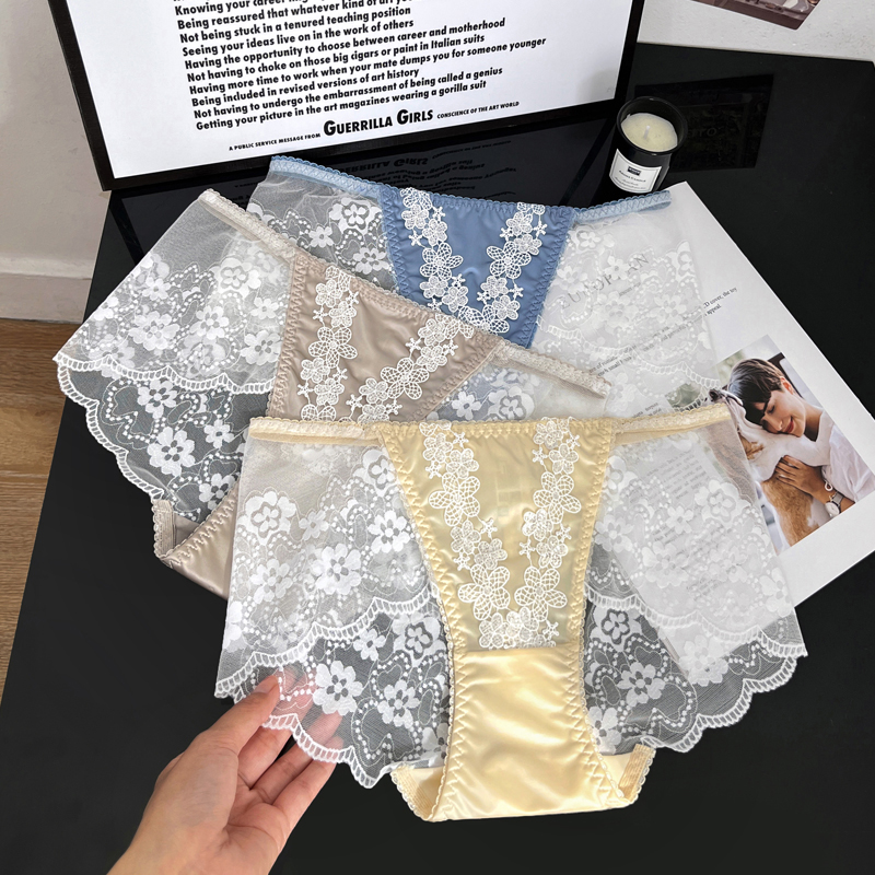 法式轻奢宫廷刺绣性感蕾丝女士内裤无痕包臀纯欲时尚缎面三角裤头