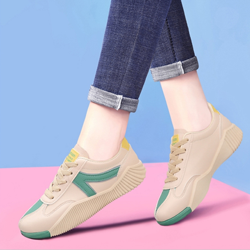 新款舒适透气休闲女鞋阿甘板鞋