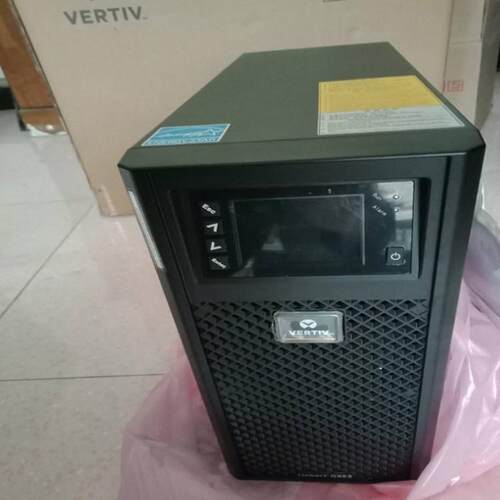 UPS电源GXE01K00TL1101C00 1KVA 800W 内置标机
