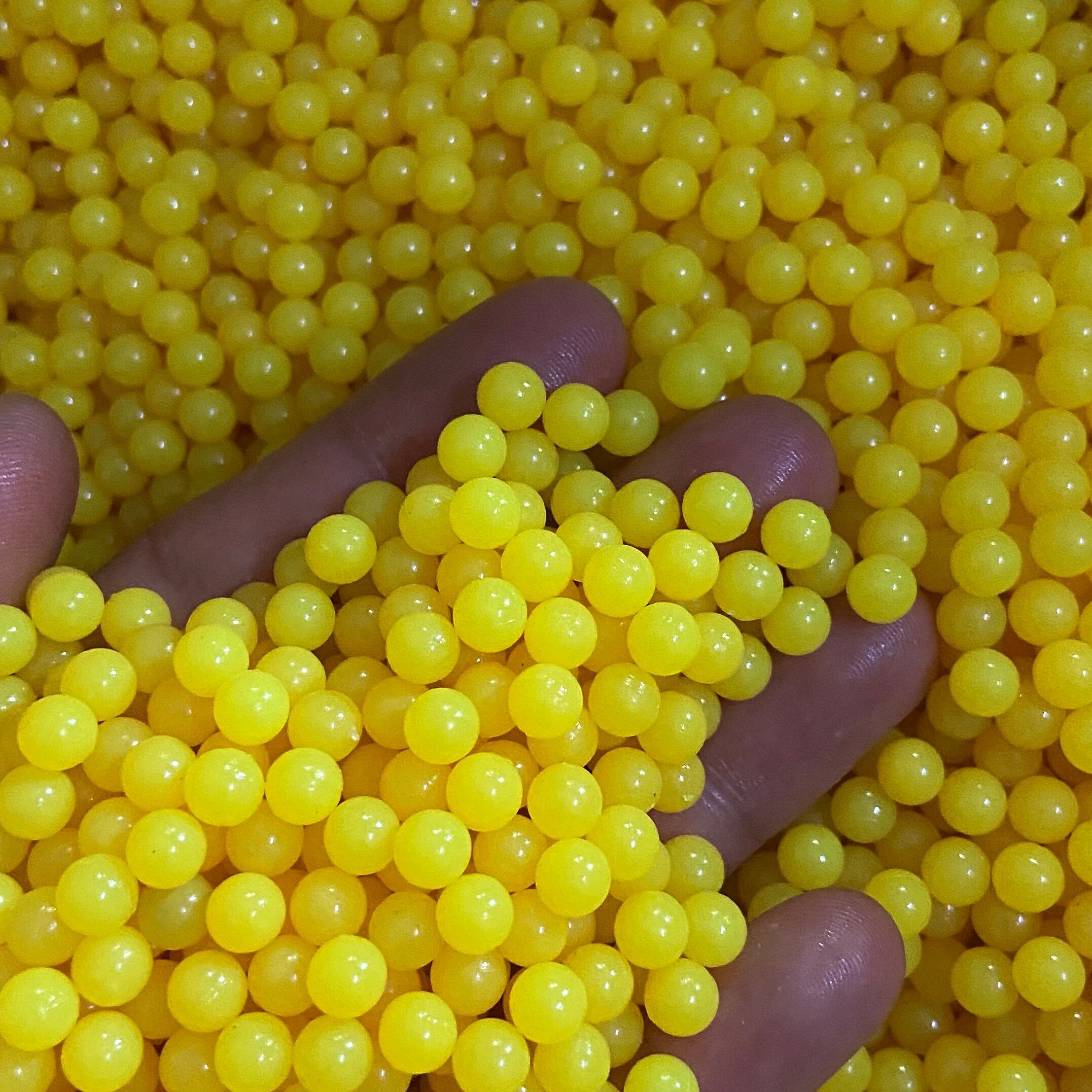 玩具塑胶6mm小圆球童年玩具珠子6mm-7mm软胶珠称斤卖小黄豆道具