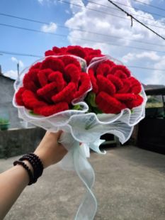 七夕情人节扭扭棒手工玫瑰花成品送朋友演唱会惊喜手工玫瑰花