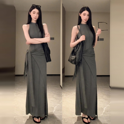 法式高级感灰色背心连衣裙子女夏季2025新款气质收腰显瘦包臀长裙
