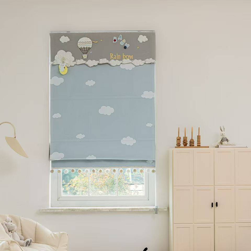 儿童房罗马帘拉帘蓝色卡通云朵女孩男孩卧室飘窗遮光定制2025新款