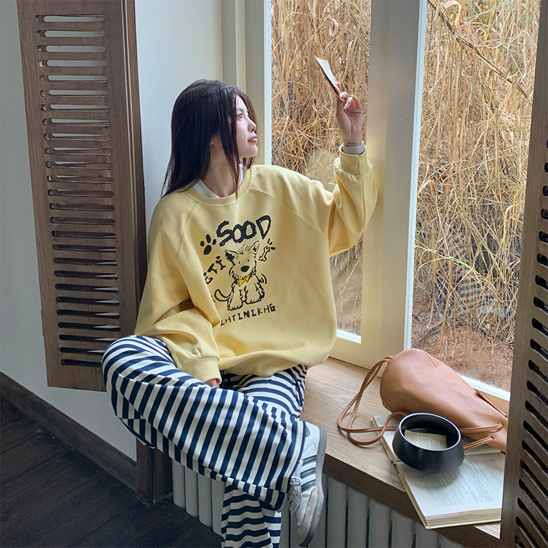 茶粒籽~卫衣秋冬可爱印花宽松型圆领卫衣