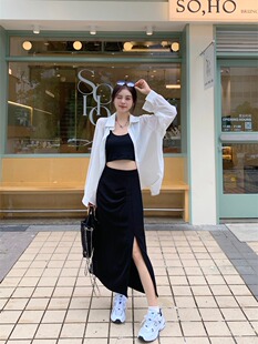 茶粒籽~设计感开叉露背长袖防晒衫中长款半身裙时尚三件套