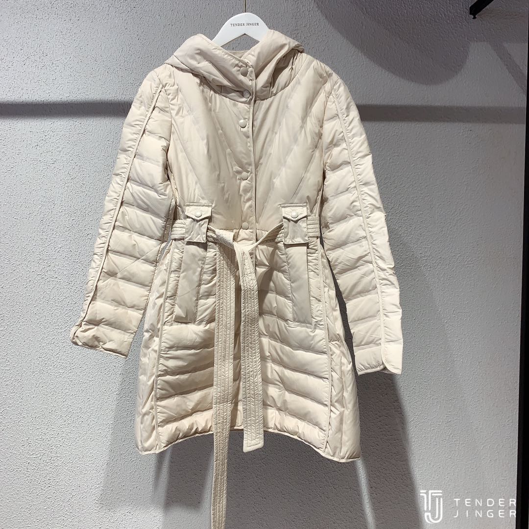 Tender Jinger 洛斯扶茵羽绒服 T31OTN3220